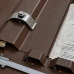 Cavalier bac acier sur tôle nervurée : nervure, matière et joint EPDM à vérifier